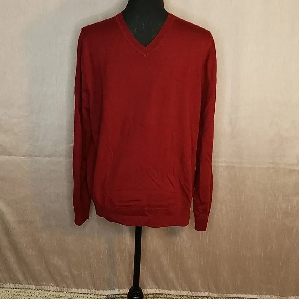 APT. 9 V‎ Neck Pullover Sweater